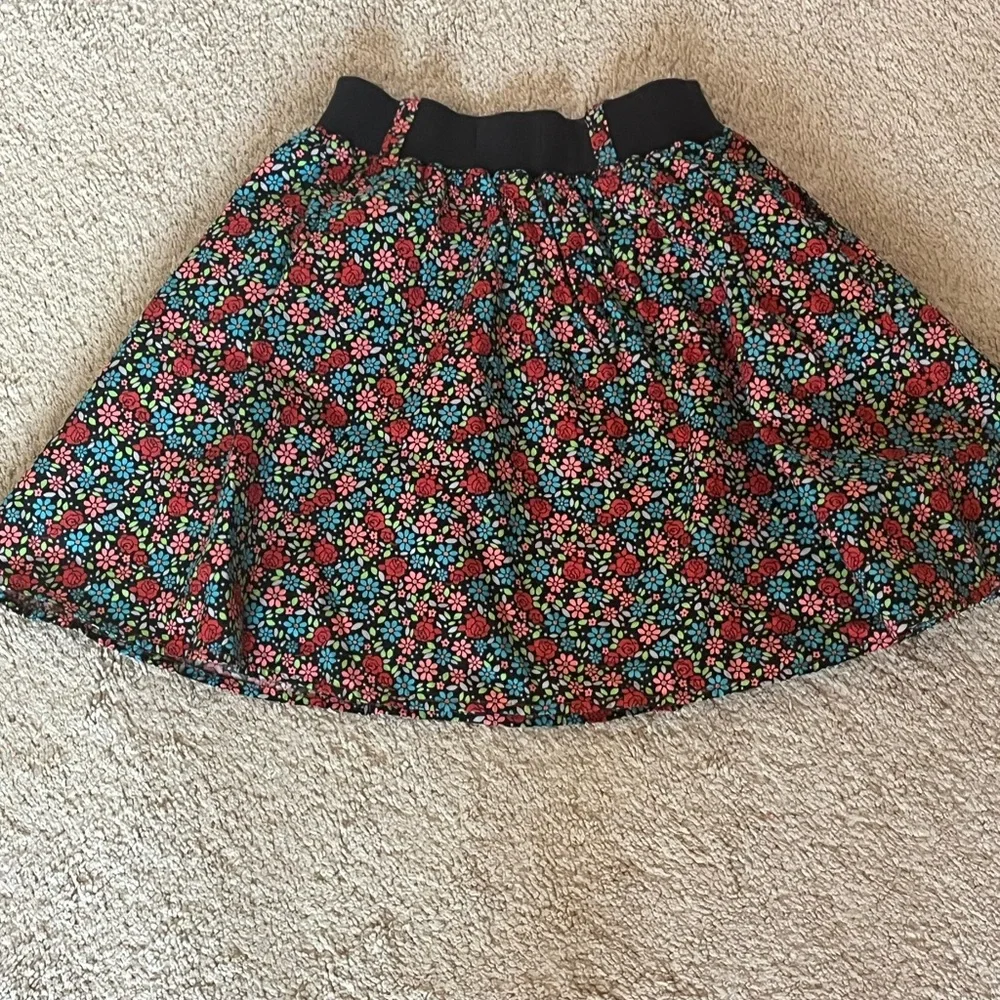 The Children's Place Girl's Floral and Comfy Skirt Size 8 with Belt Loops